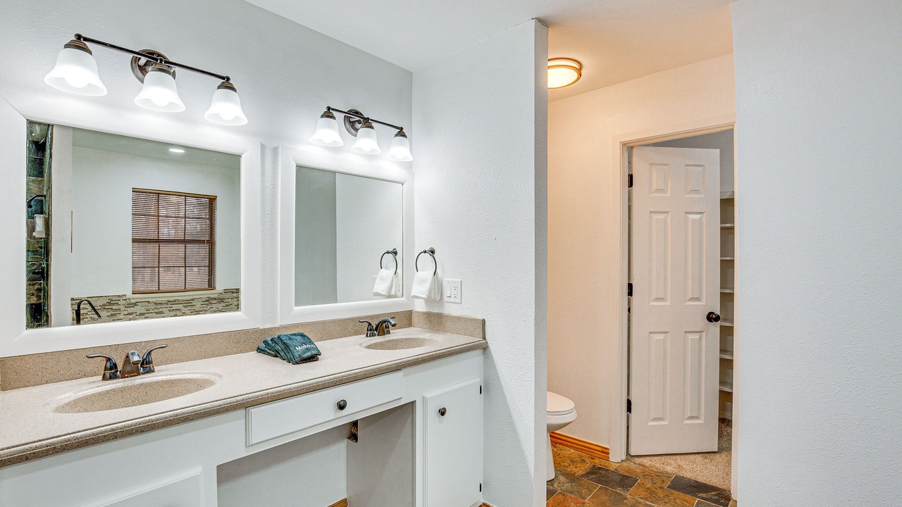 Photo of Bathroom in Yantis