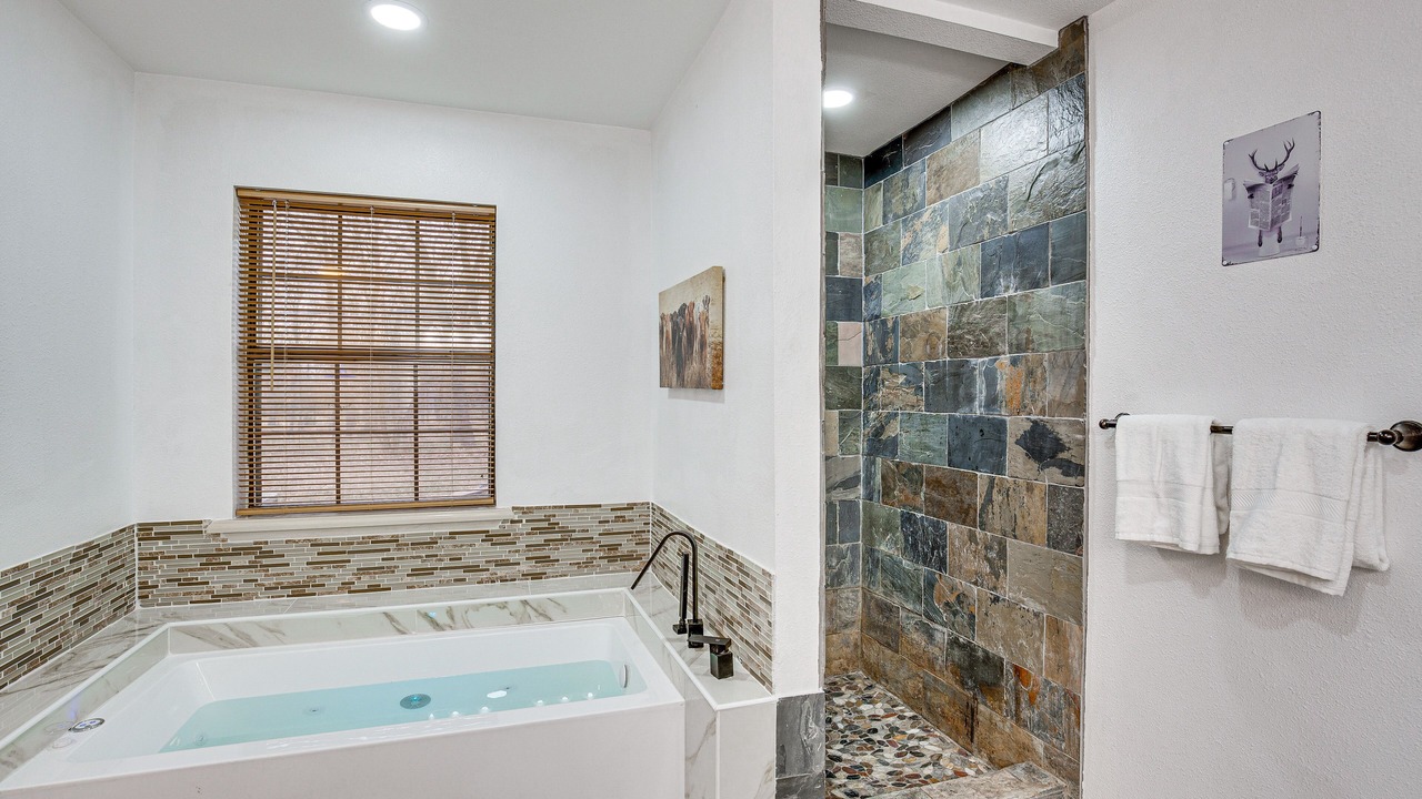 Photo of Bathroom in Yantis