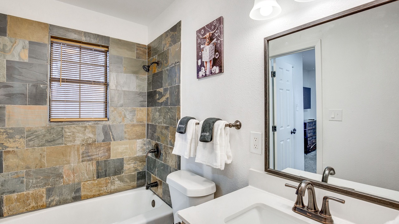 Photo of Bathroom in Yantis