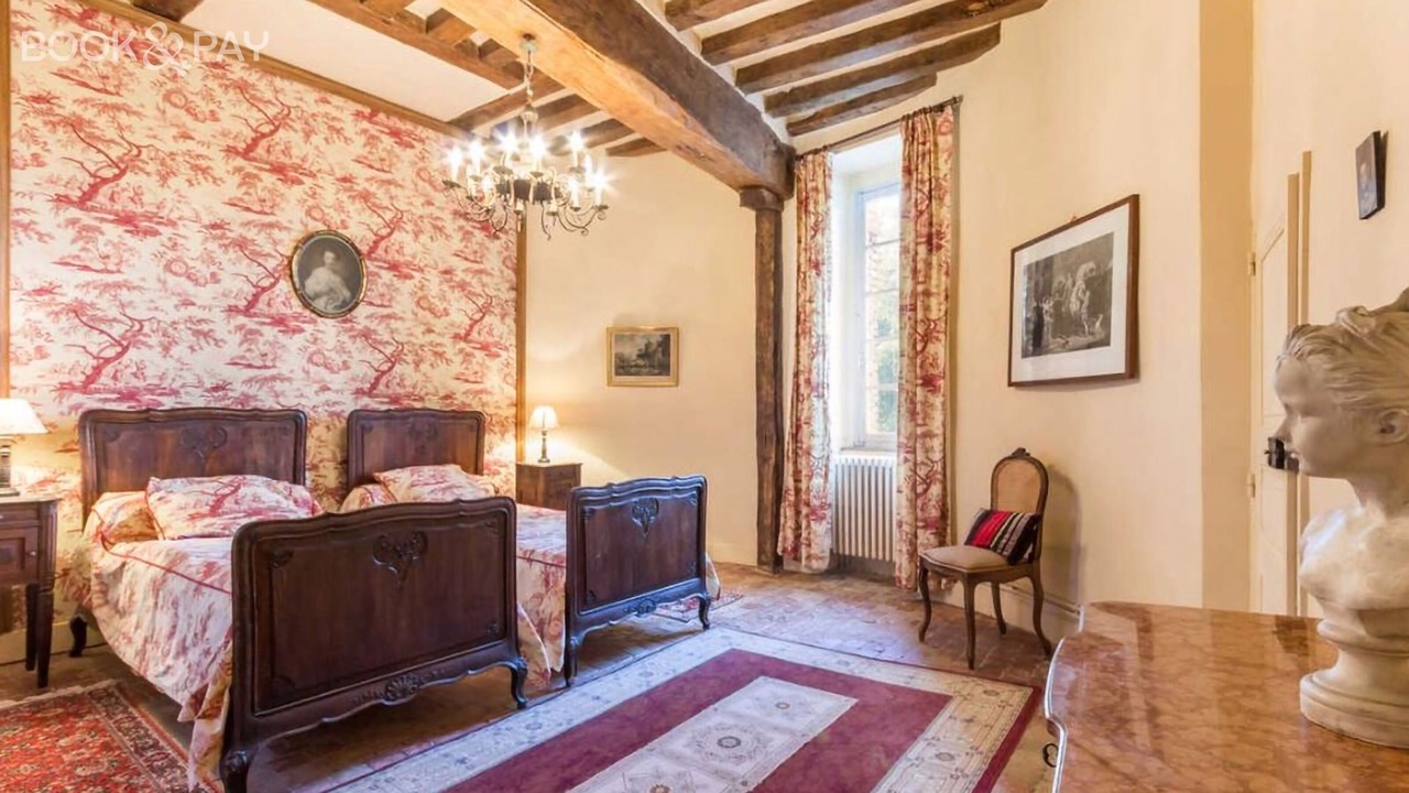 Photo of Bedroom in Heudicourt