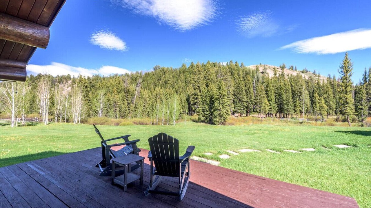 Photo of Patio Balcony in Game Creek