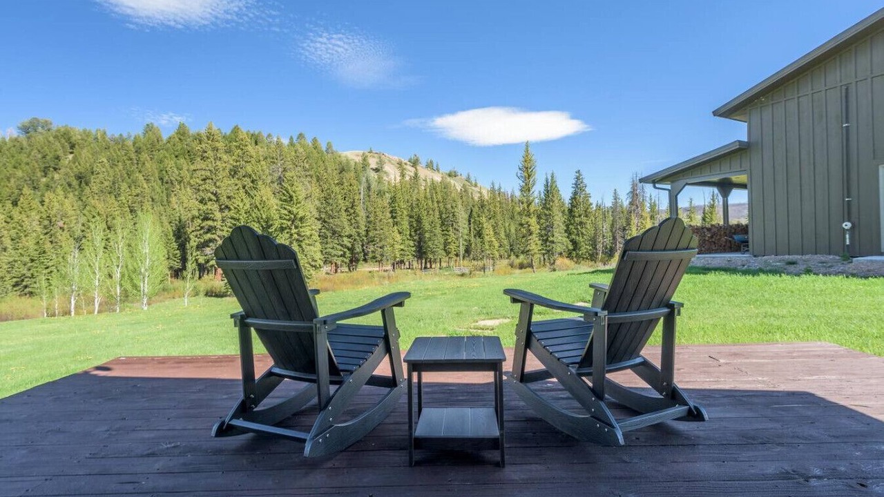 Photo of Patio Balcony in Game Creek