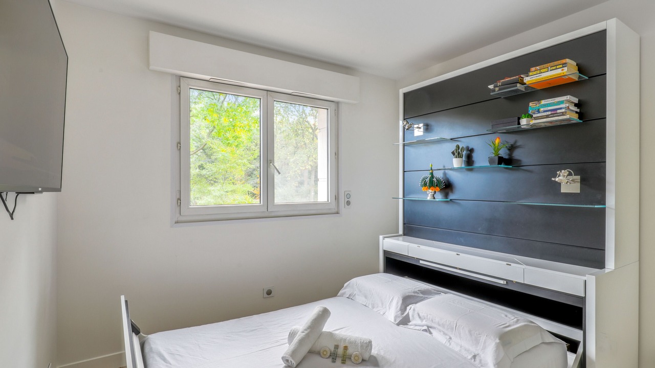 Photo of Bedroom in Issy-les-Moulineaux