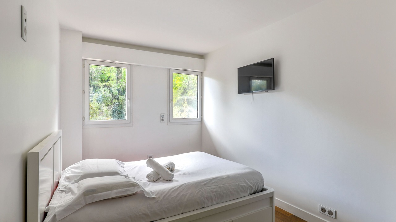 Photo of Bedroom in Issy-les-Moulineaux