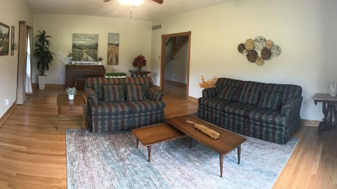 Photo of Livingroom in Topeka