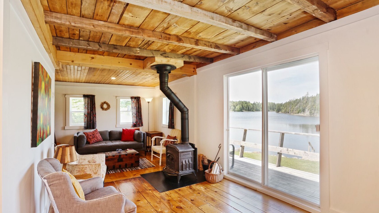 Photo of Livingroom in Garden Lots