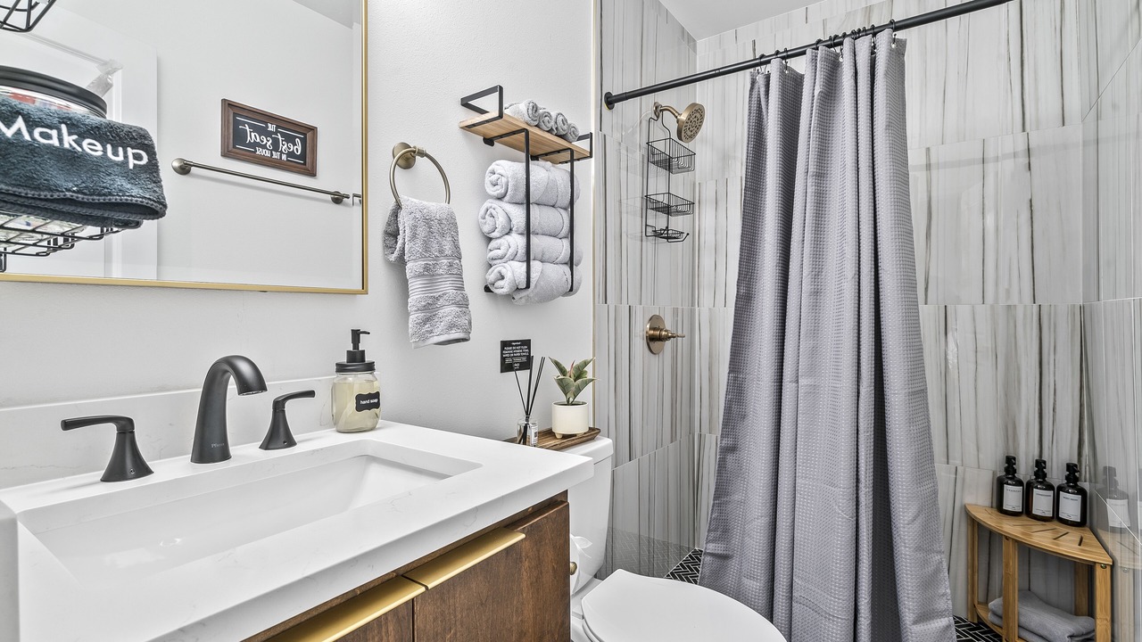 Photo of Bathroom in Rose District