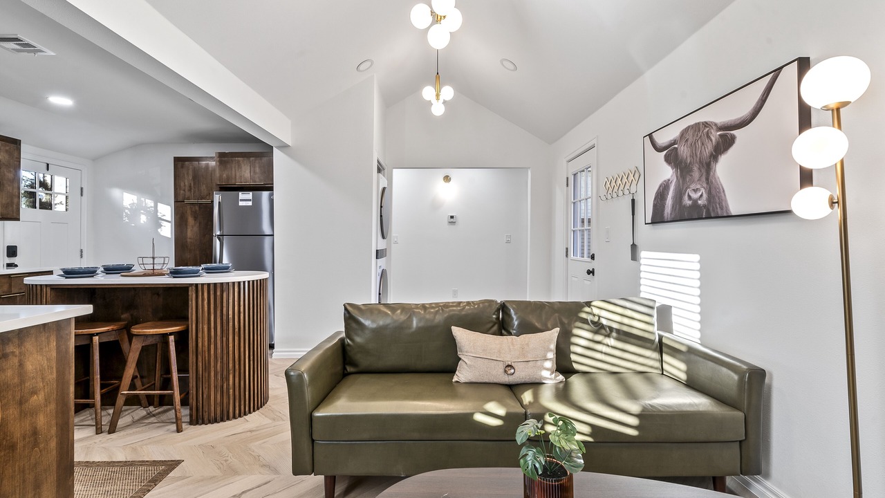 Photo of Livingroom in Rose District