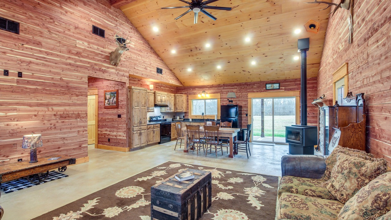 Photo of Livingroom in Drexel