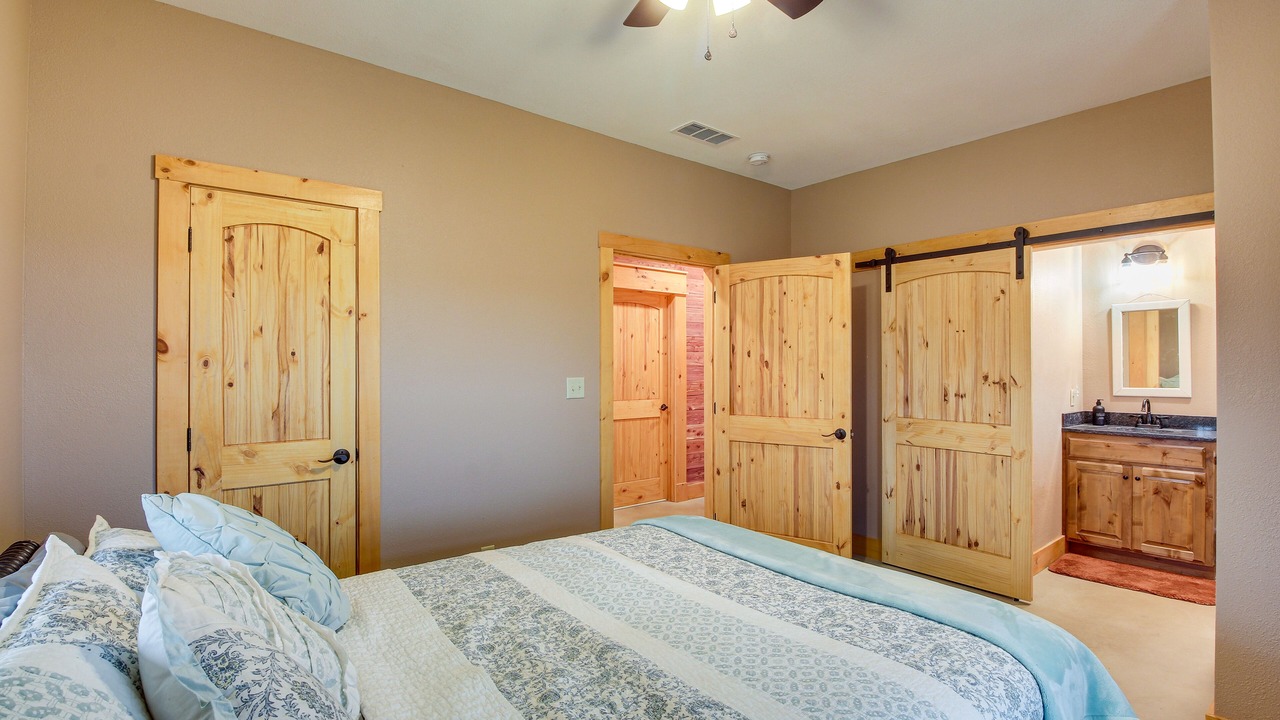 Photo of Bedroom in Drexel