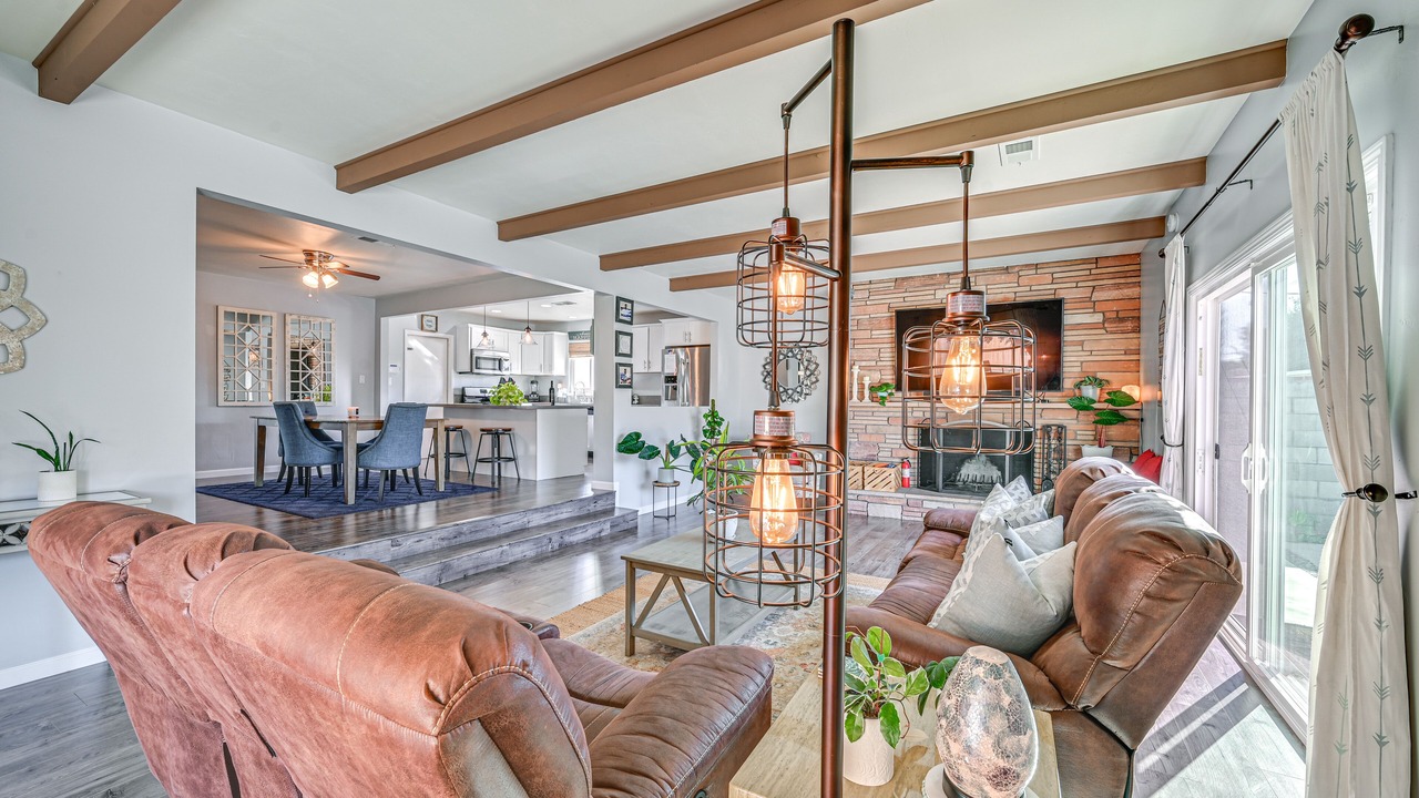 Photo of Livingroom in Lincoln Acres