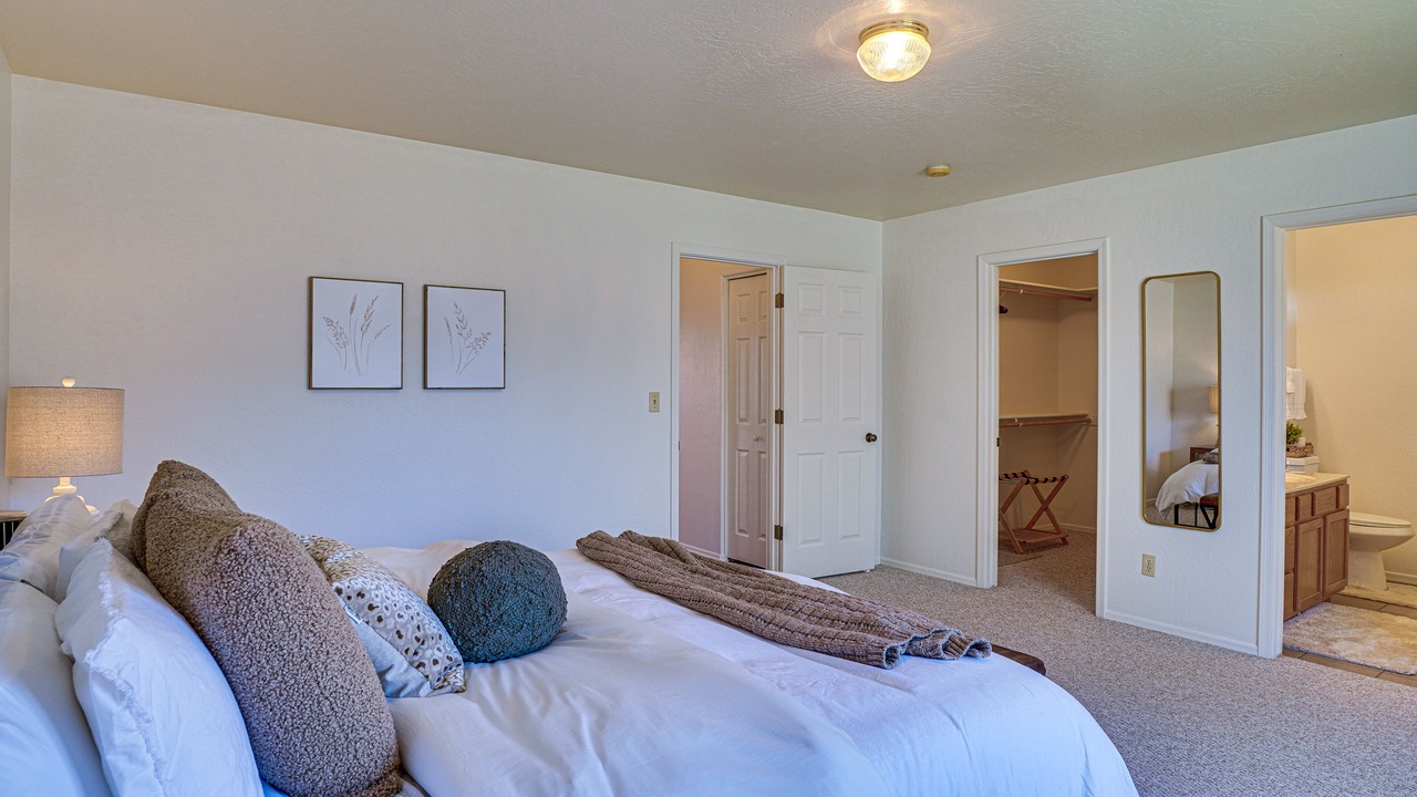 Photo of Bedroom in Thatcher