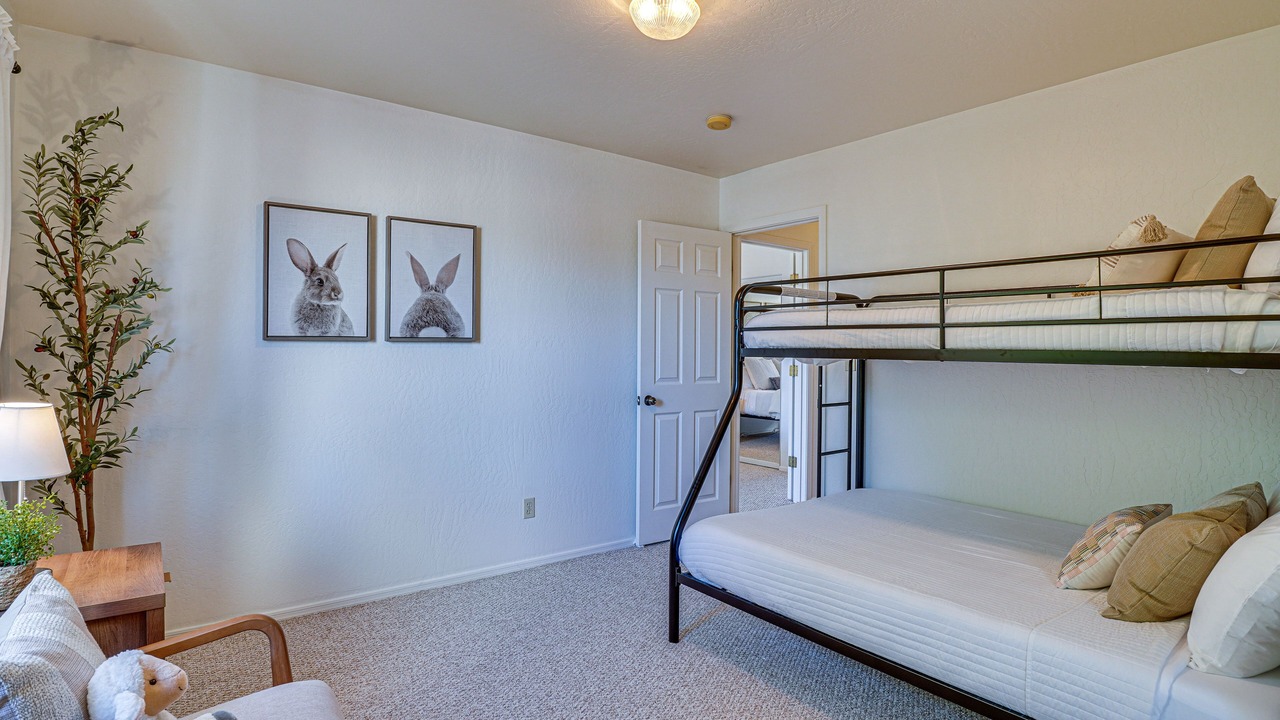 Photo of Bedroom in Thatcher