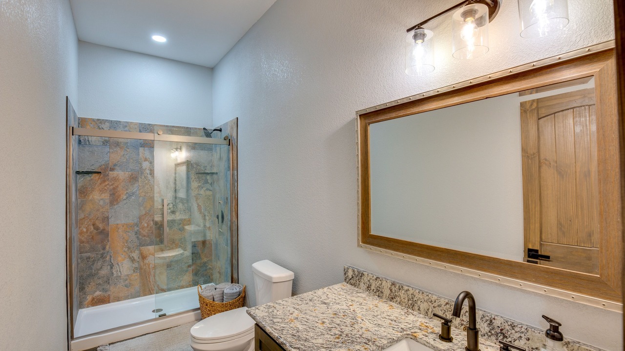 Photo of Bathroom in Yantis