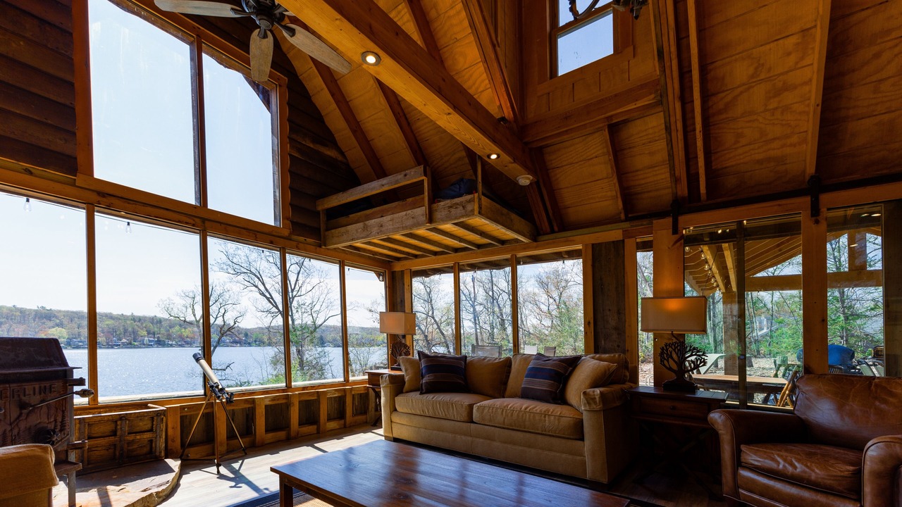 Photo of Others in Hewitt