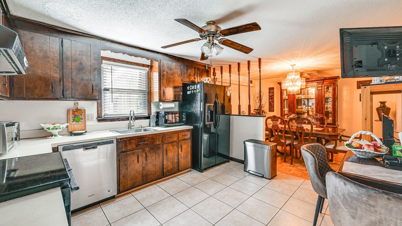 Photo of Others in Windsor