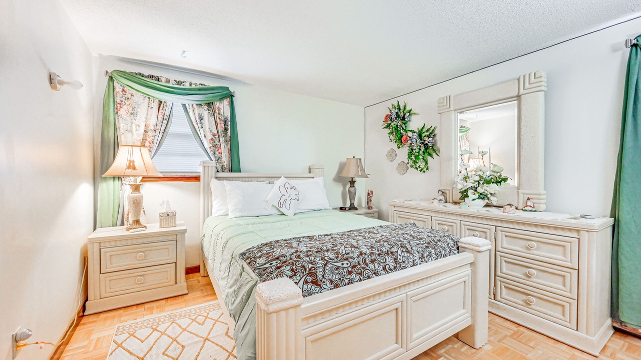 Photo of Others in Windsor