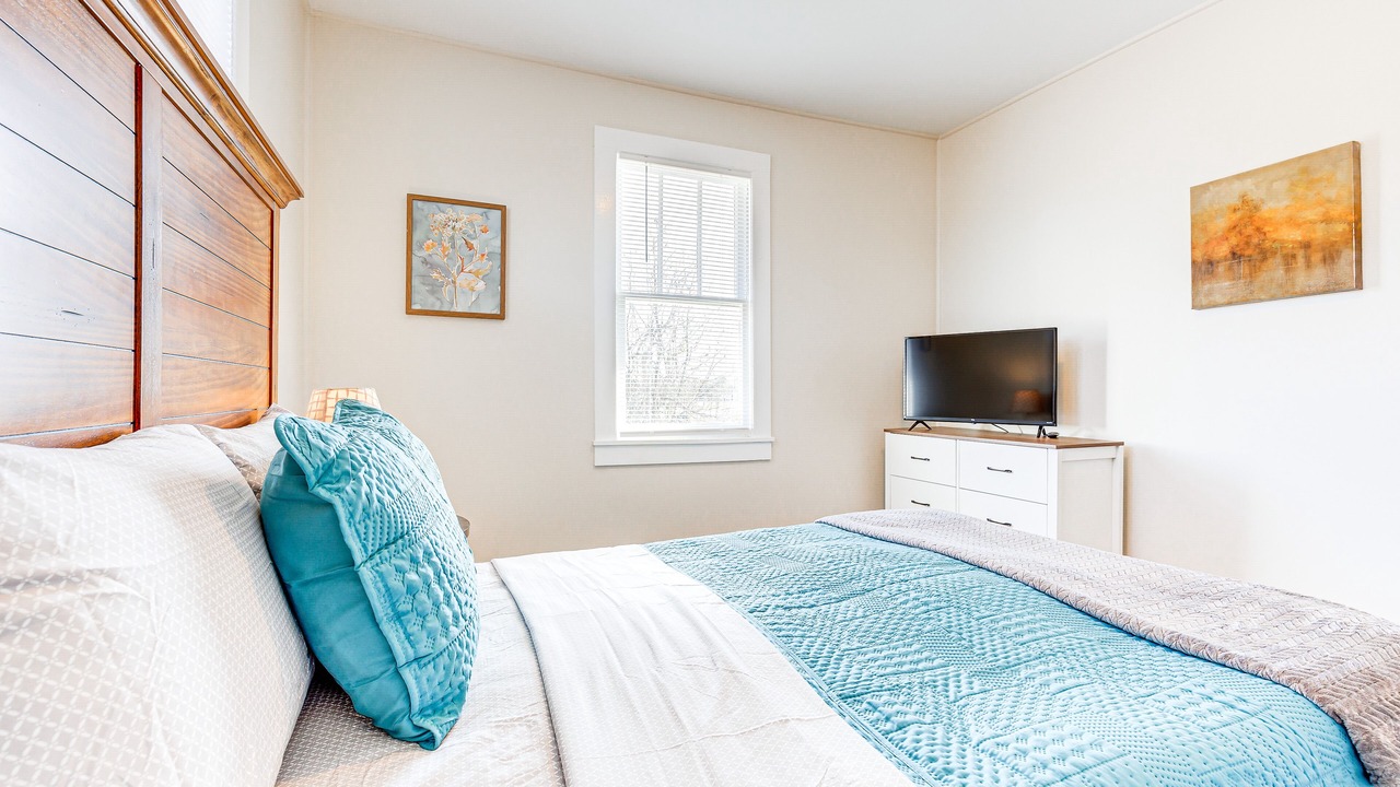 Photo of Bedroom in Grove Hill