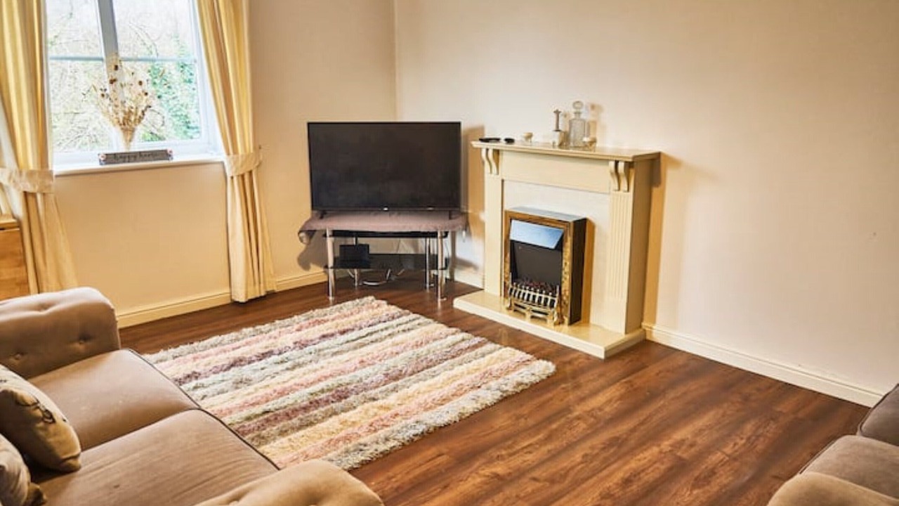 Photo of Livingroom in Cradley Heath