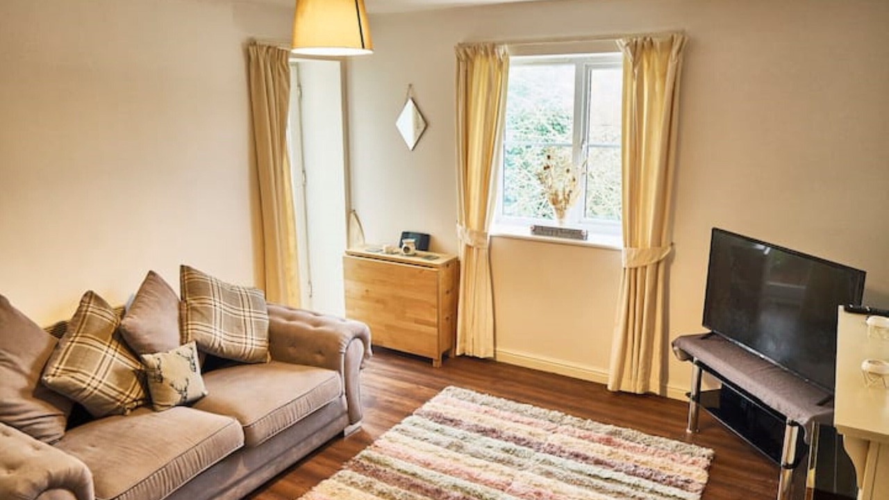 Photo of Livingroom in Cradley Heath