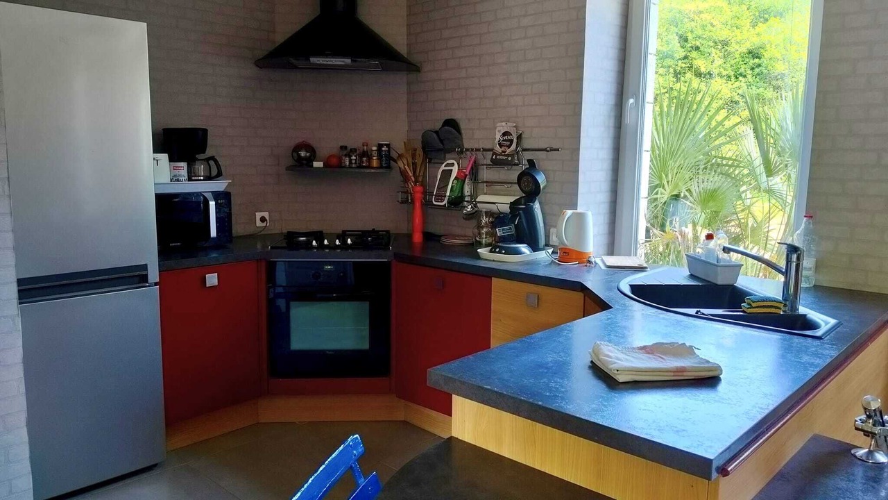 Photo of Kitchen in Camoel