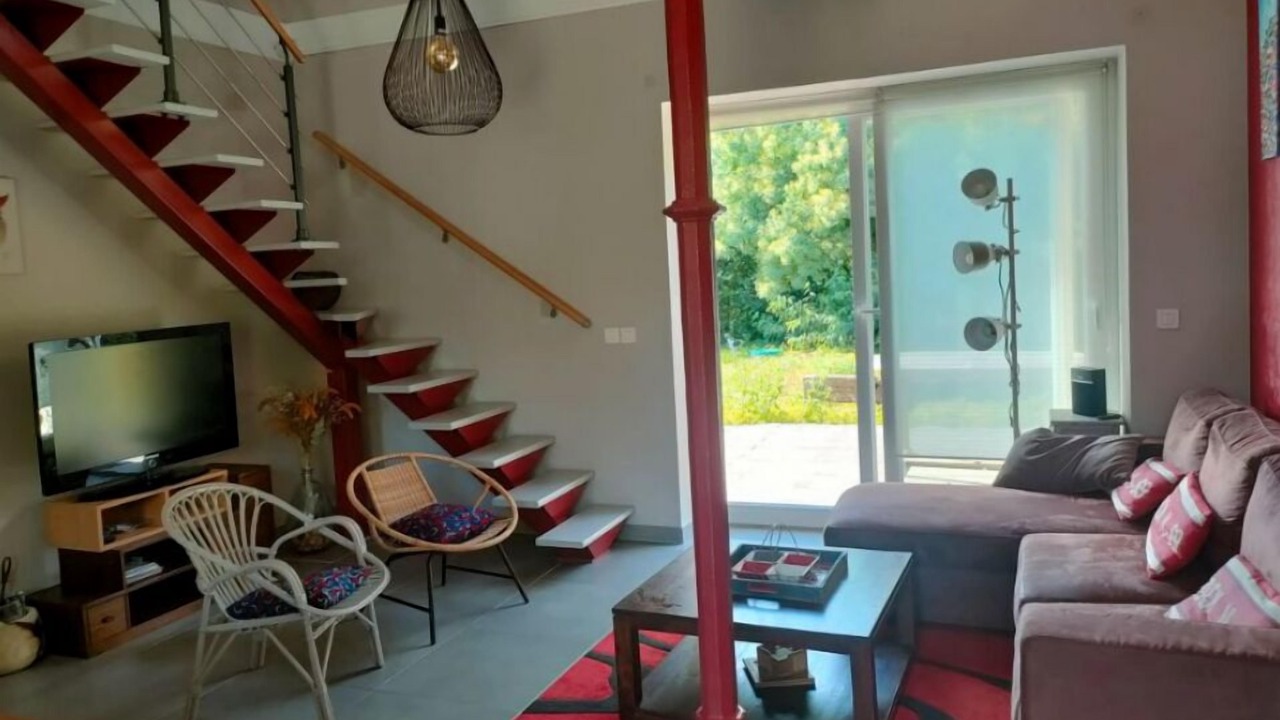 Photo of Livingroom in Camoel