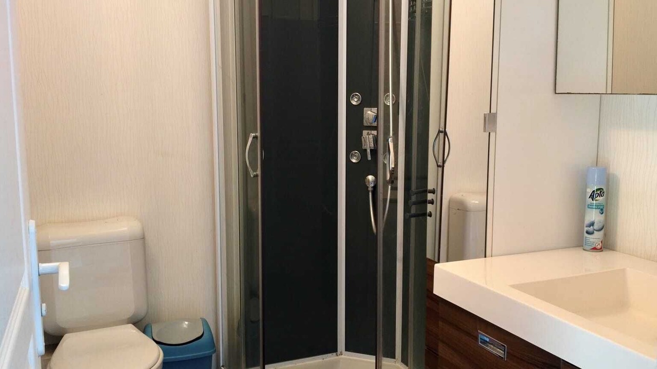 Photo of Bathroom in Camoel
