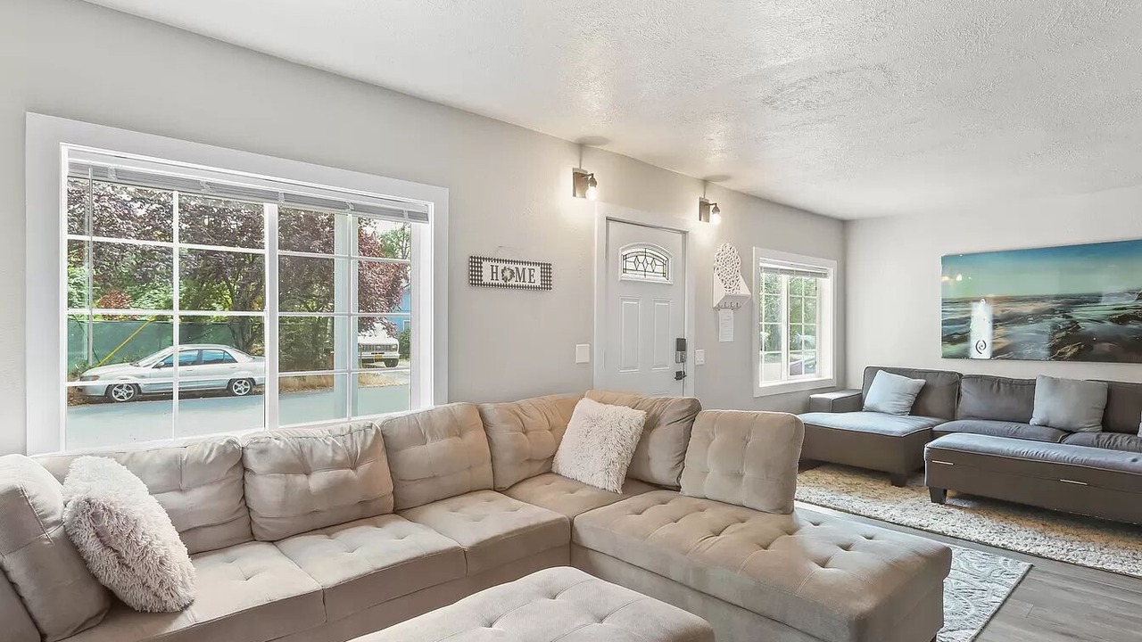 Photo of Livingroom in Southgate