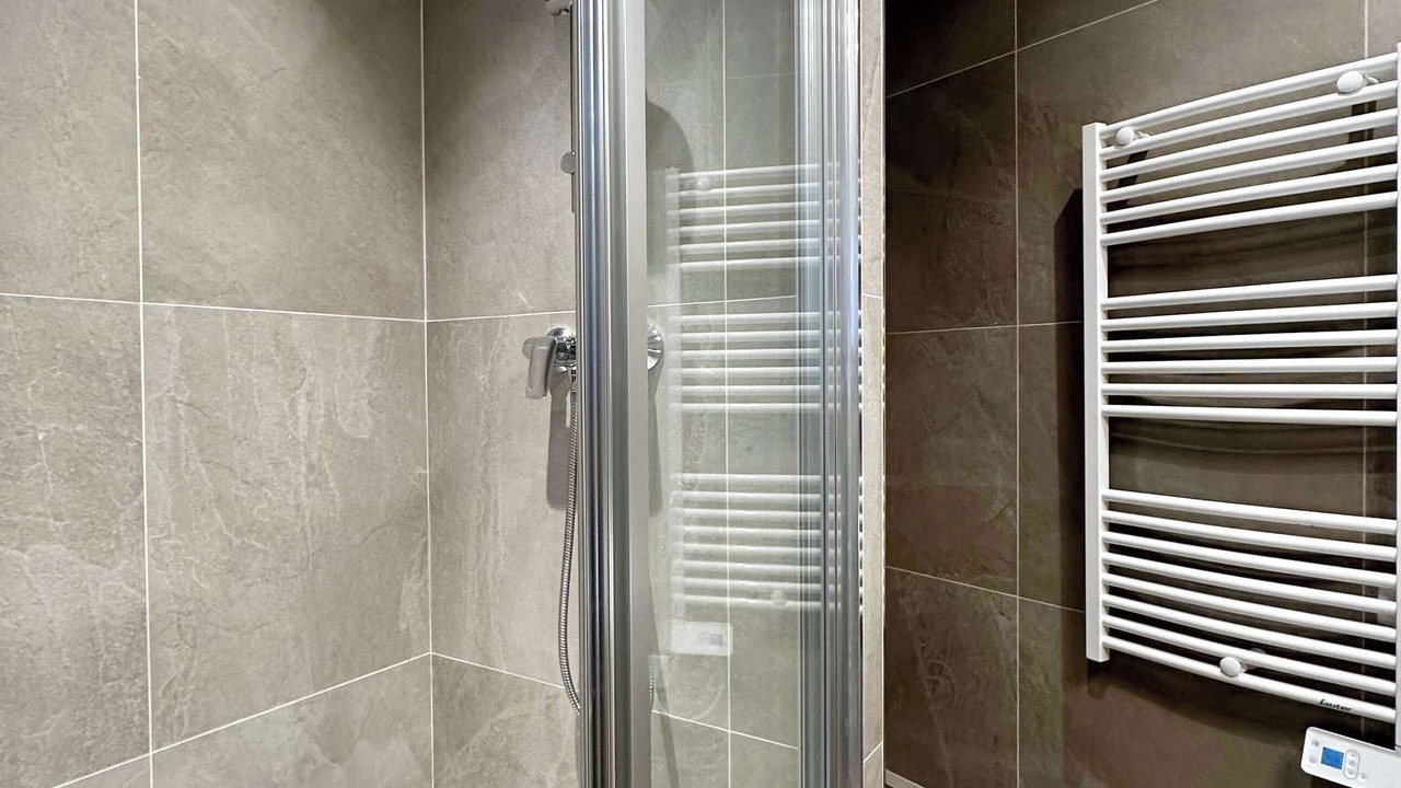 Photo of Bathroom in Butte-aux-Cailles
