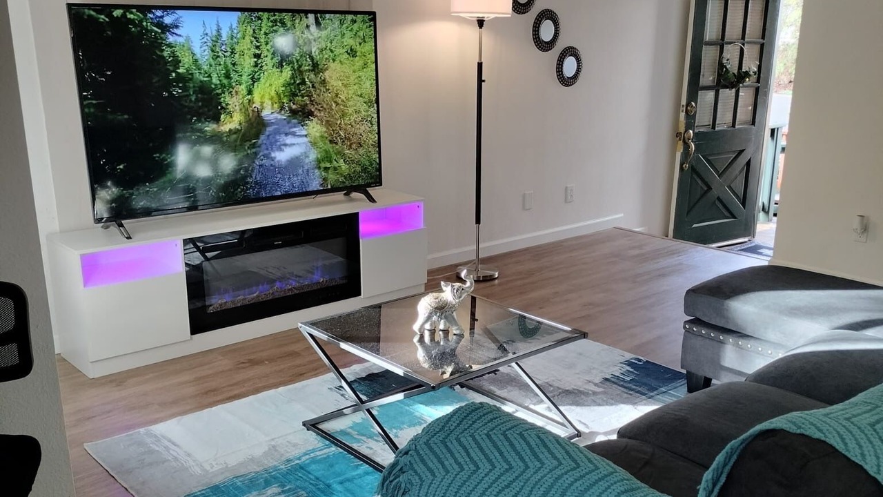 Photo of Livingroom in Auburn