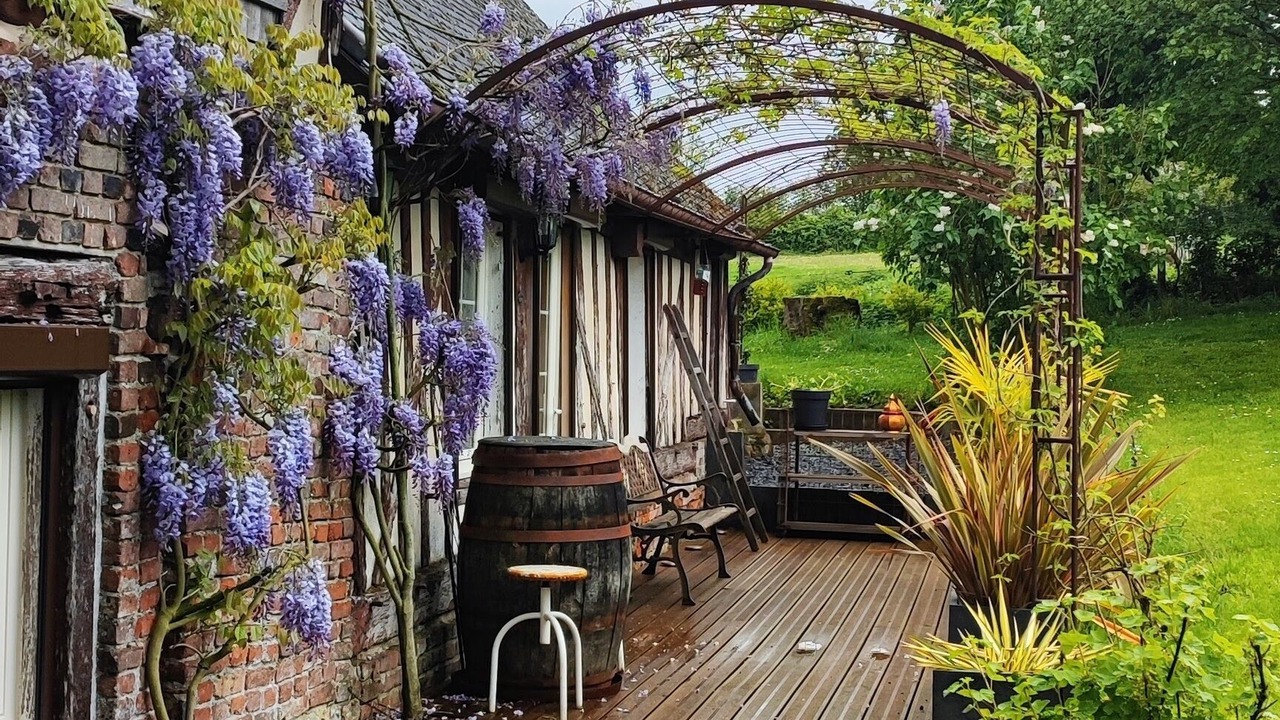 Photo of Patio Balcony in Crouttes