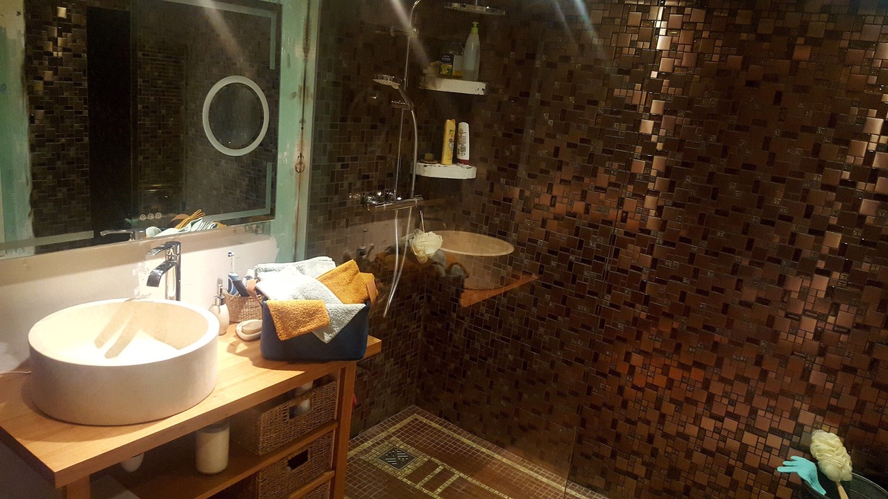 Photo of Bathroom in Crouttes