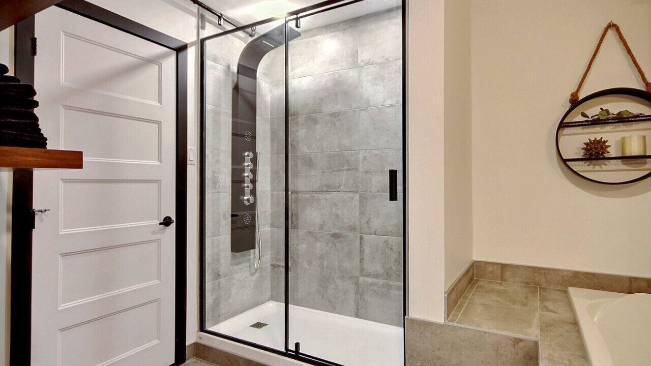 Photo of Bathroom in Saint-Roch
