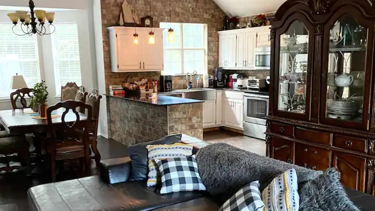 Photo of Livingroom in Edmond