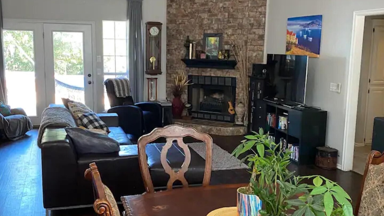 Photo of Livingroom in Edmond