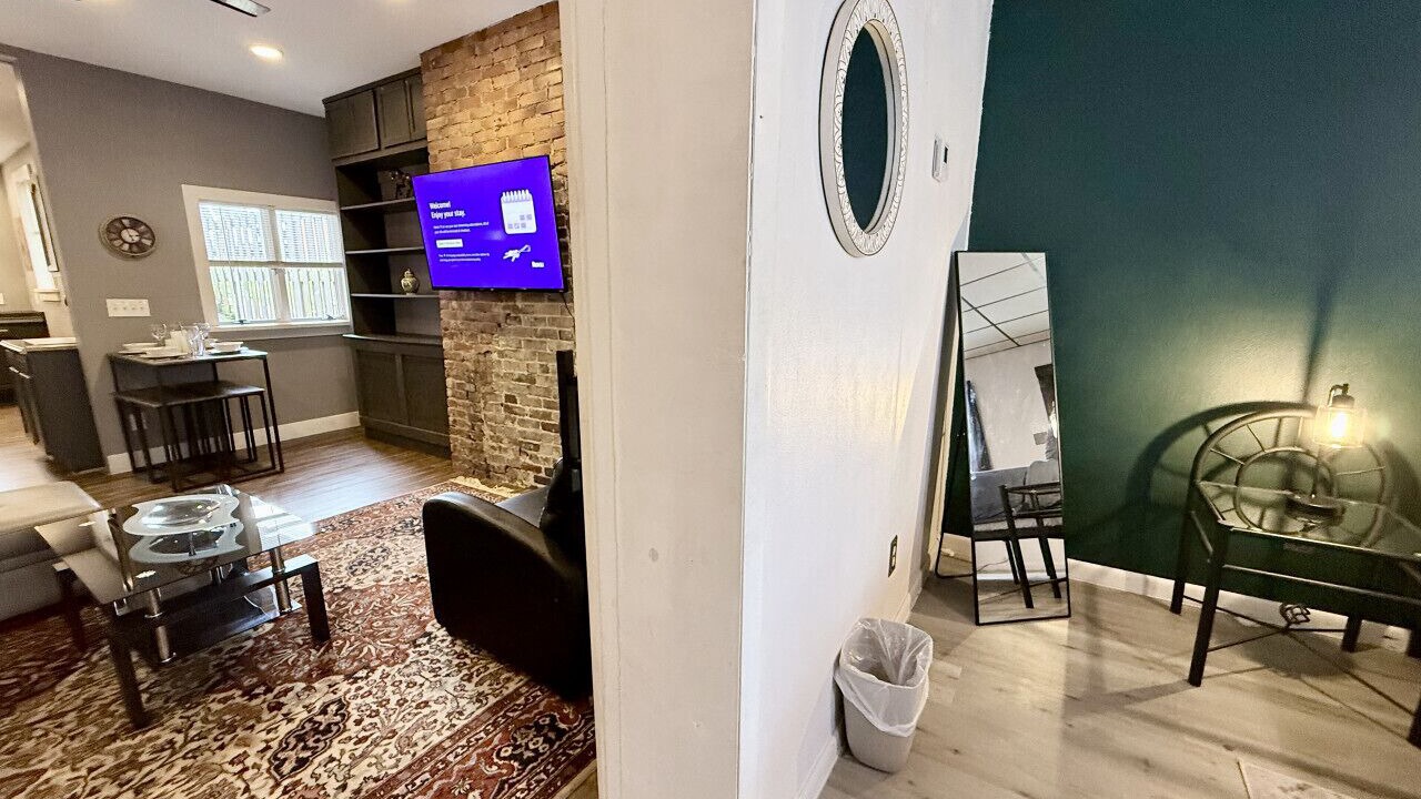 Photo of Livingroom in South Side Slopes