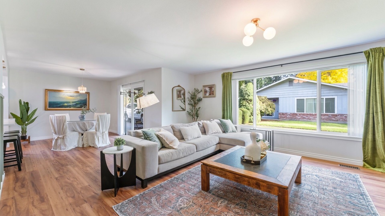 Photo of Others in Vancouver