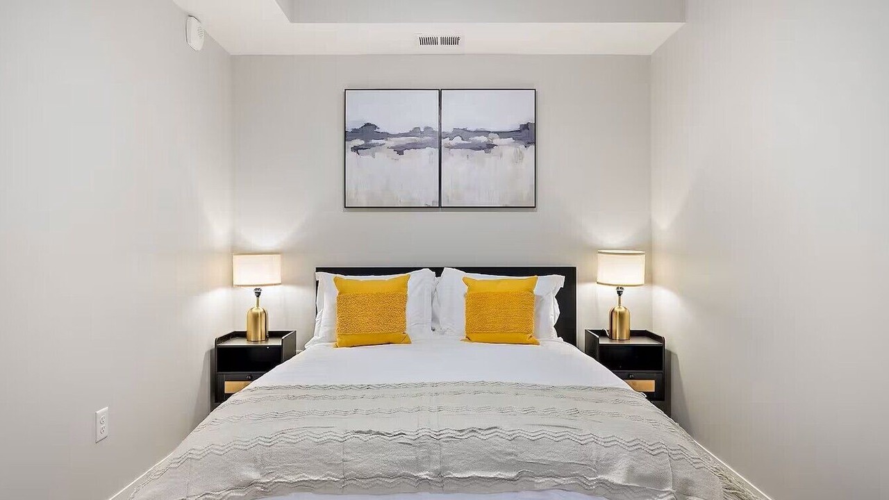 Photo of Bedroom in St. Anthony West