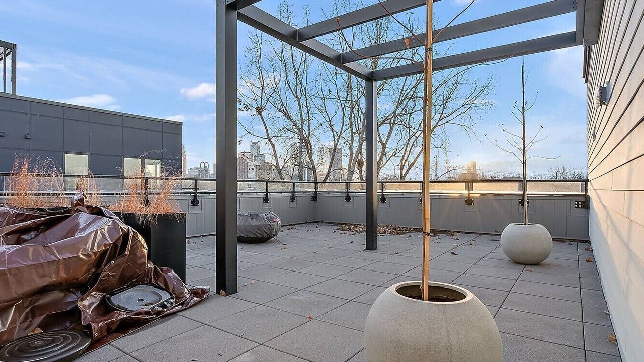 Photo of Patio Balcony in St. Anthony West