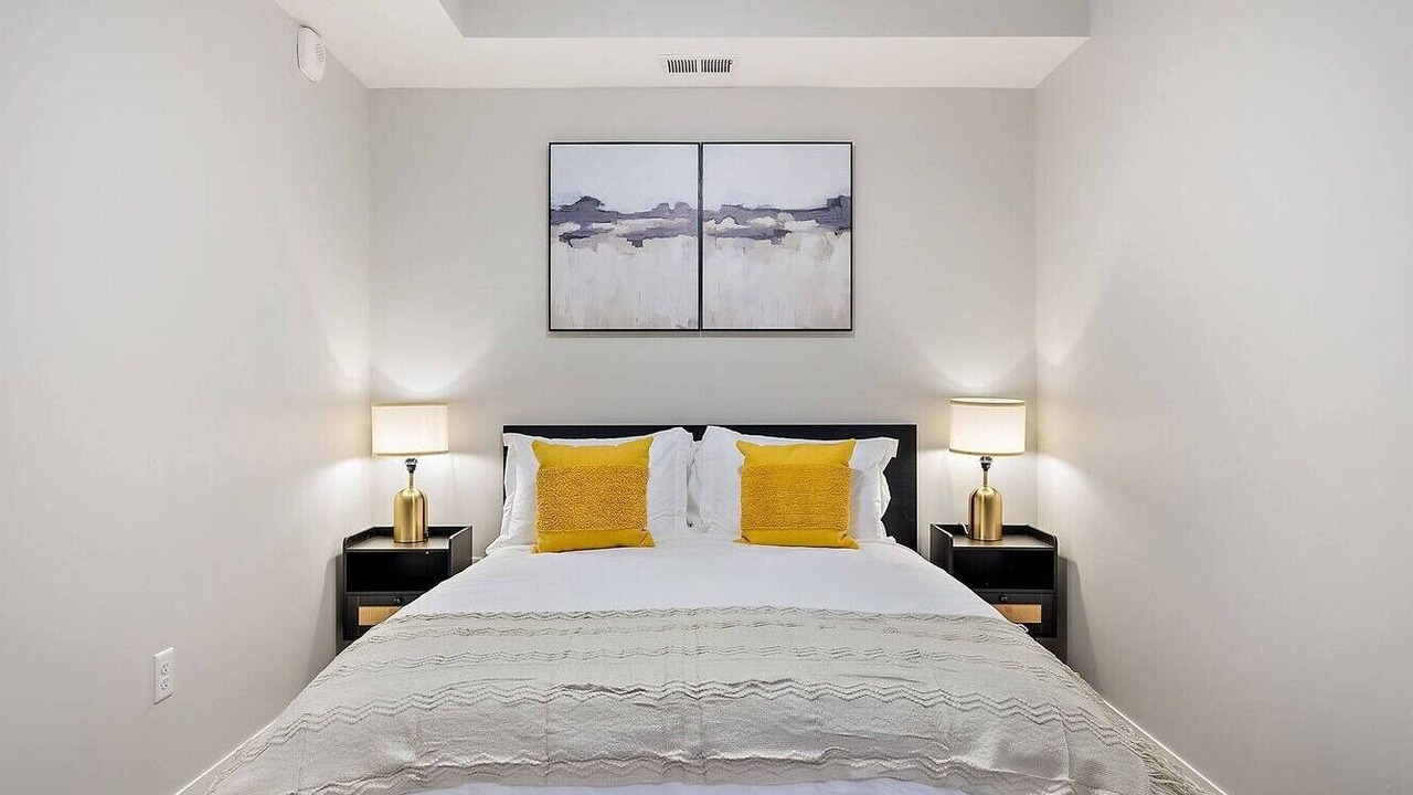 Photo of Bedroom in St. Anthony West