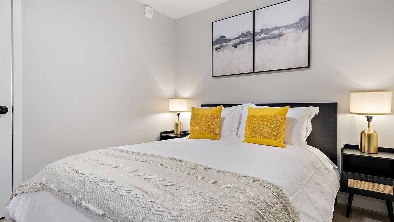 Photo of Bedroom in St. Anthony West
