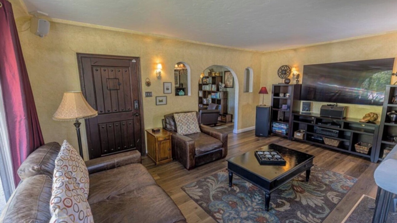 Photo of Livingroom in Cal Heights