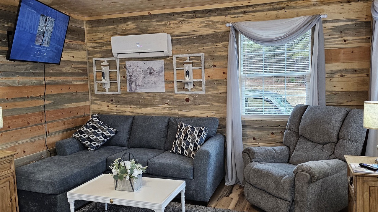 Photo of Livingroom in Tunnel Hill