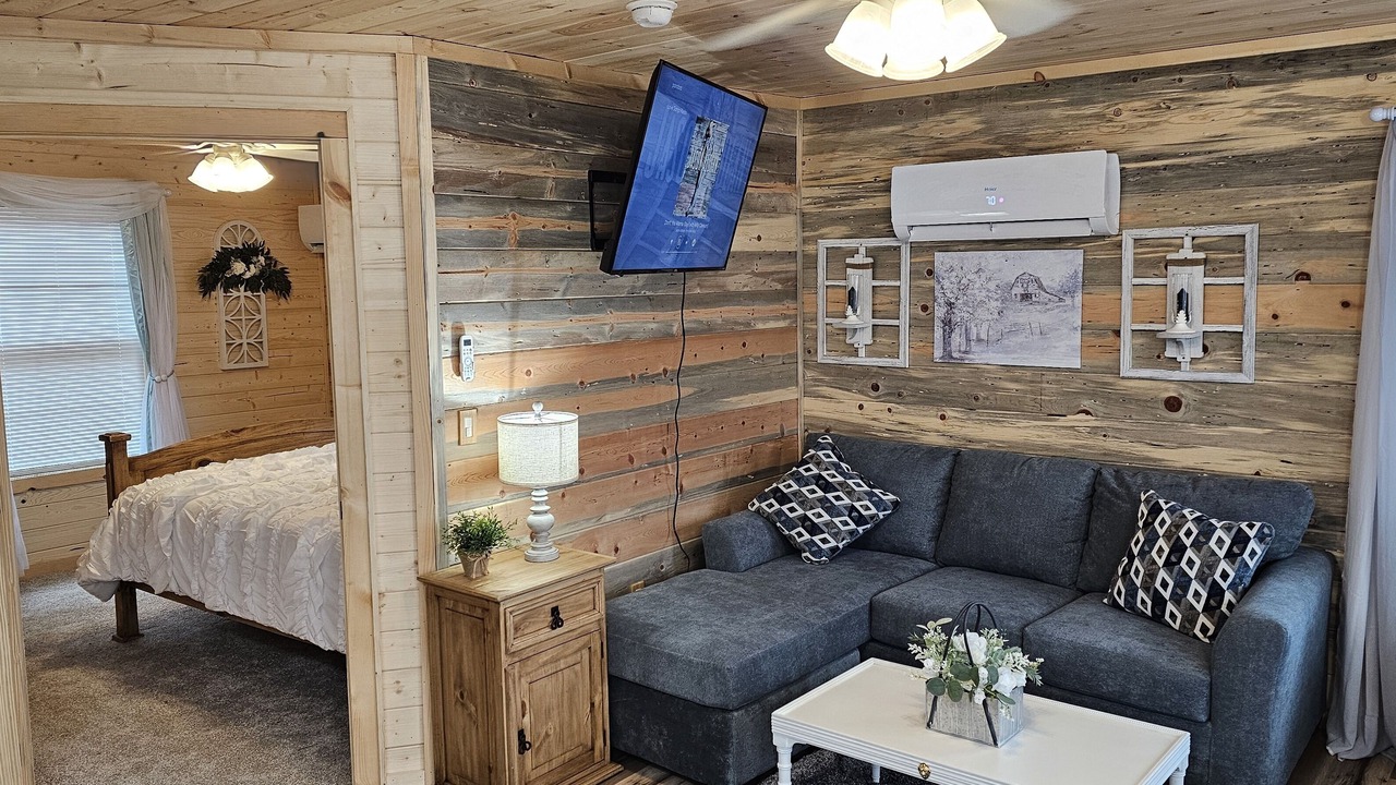 Photo of Bedroom in Tunnel Hill