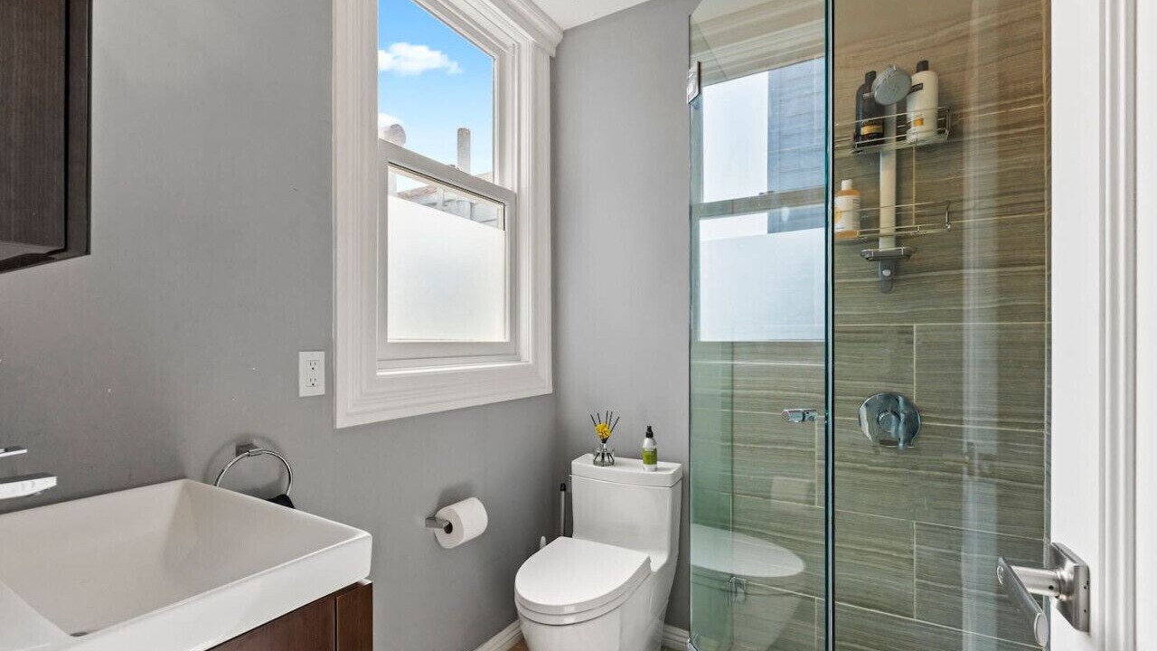 Photo of Bathroom in Pacific Heights