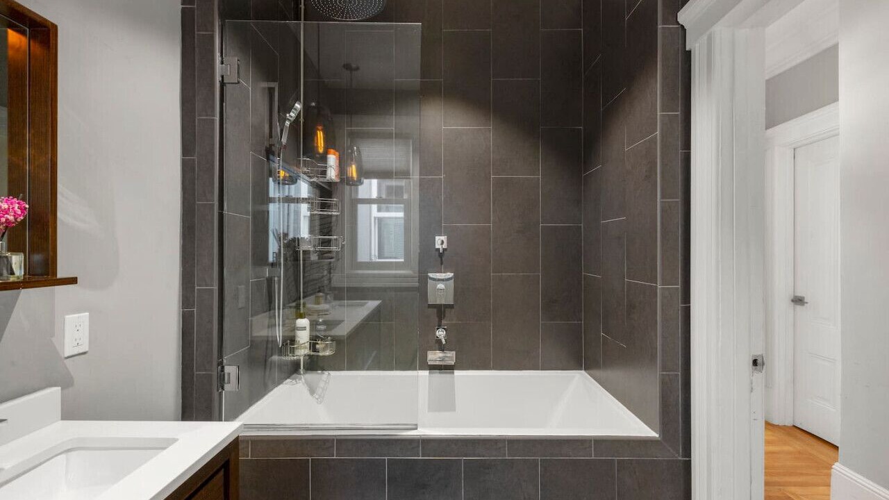 Photo of Bathroom in Pacific Heights