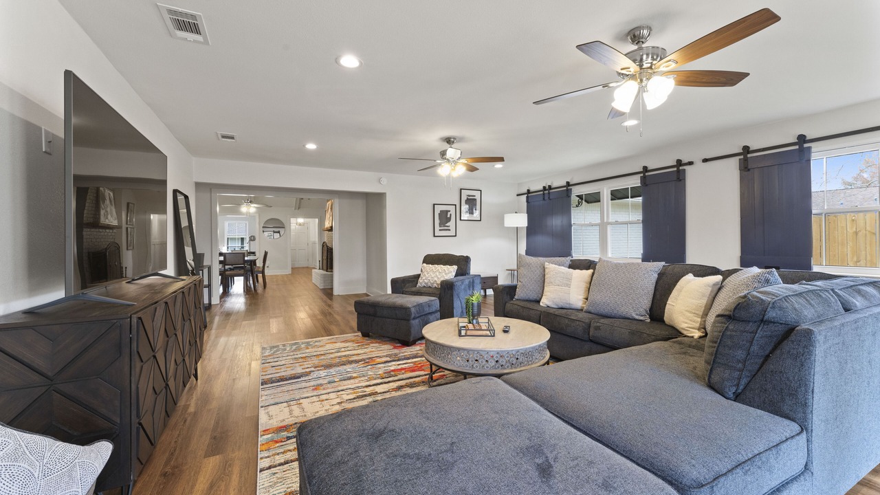 Photo of Livingroom in Highlands - Perkins