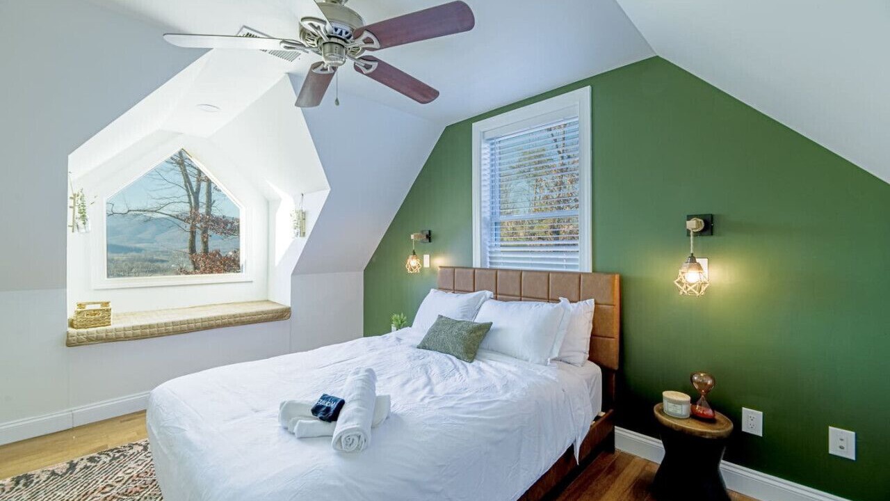 Photo of Bedroom in Haywood