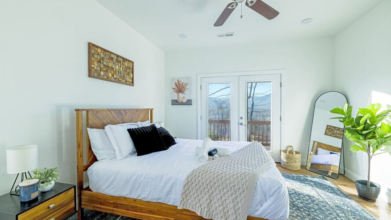 Photo of Bedroom in Haywood