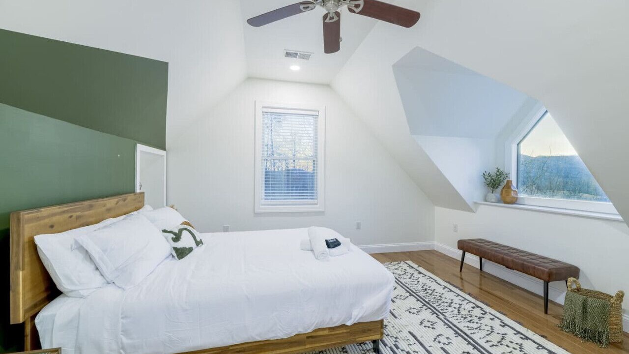Photo of Bedroom in Haywood